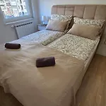 Bulevar Free Garage 4 Apartman *