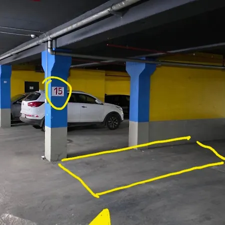 Bulevar Free Garage 4 아파트 *