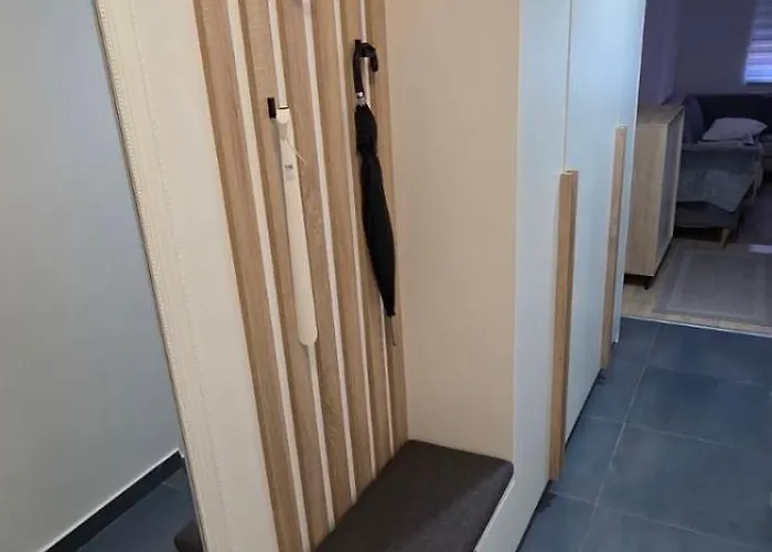 Bulevar Free Garage 4 شقة *