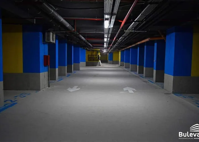 Bulevar Free Garage 4 سراييفو