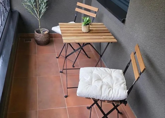 Bulevar Free Garage 4 *